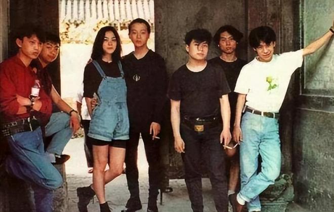 谢霆锋姻缘：前世是母子今生俩人是冤家j9九游会登录离谱！韩国巫师算王菲、(图5)
