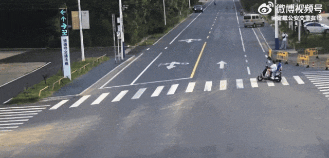 些交通安全知识家长孩子都得学九游会网址是多少划重点!这(图5) 些交通安全知识家长孩子都得学九游会网址是多少划重点!这(图5)