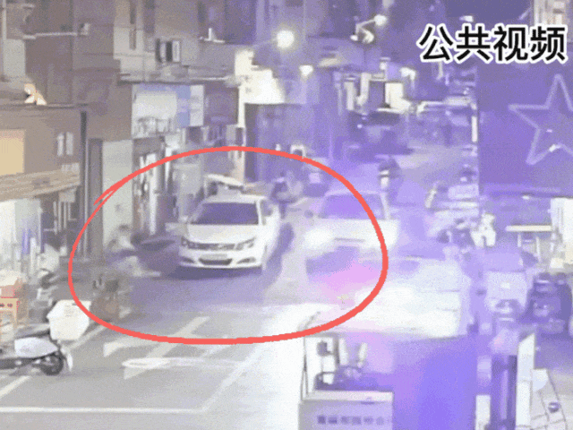 些交通安全知识家长孩子都得学九游会网址是多少划重点!这(图7) 些交通安全知识家长孩子都得学九游会网址是多少划重点!这(图7)