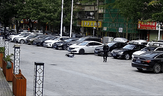 些交通安全知识家长孩子都得学九游会网址是多少划重点!这(图14) 些交通安全知识家长孩子都得学九游会网址是多少划重点!这(图14)